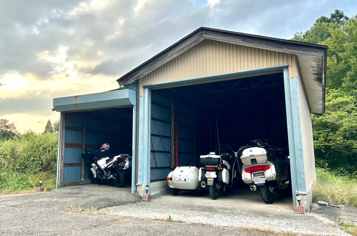 バイク・自転車屋根付き駐車場